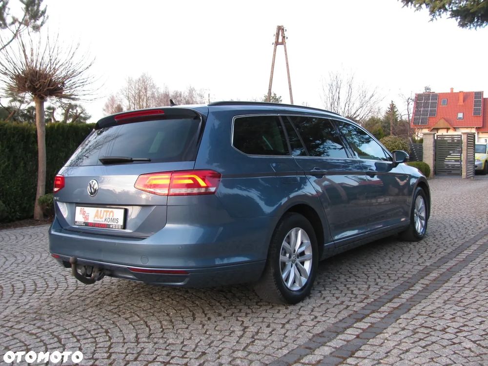 Volkswagen Passat 2.0 TDI SCR DSG Comfortline - 38