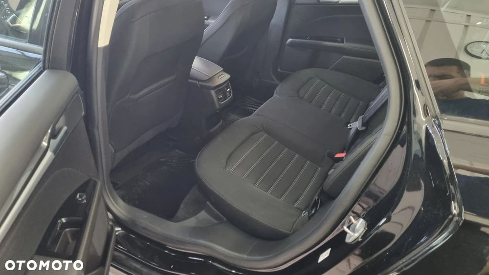 Ford Mondeo 2.0 Hybrid Trend - 14