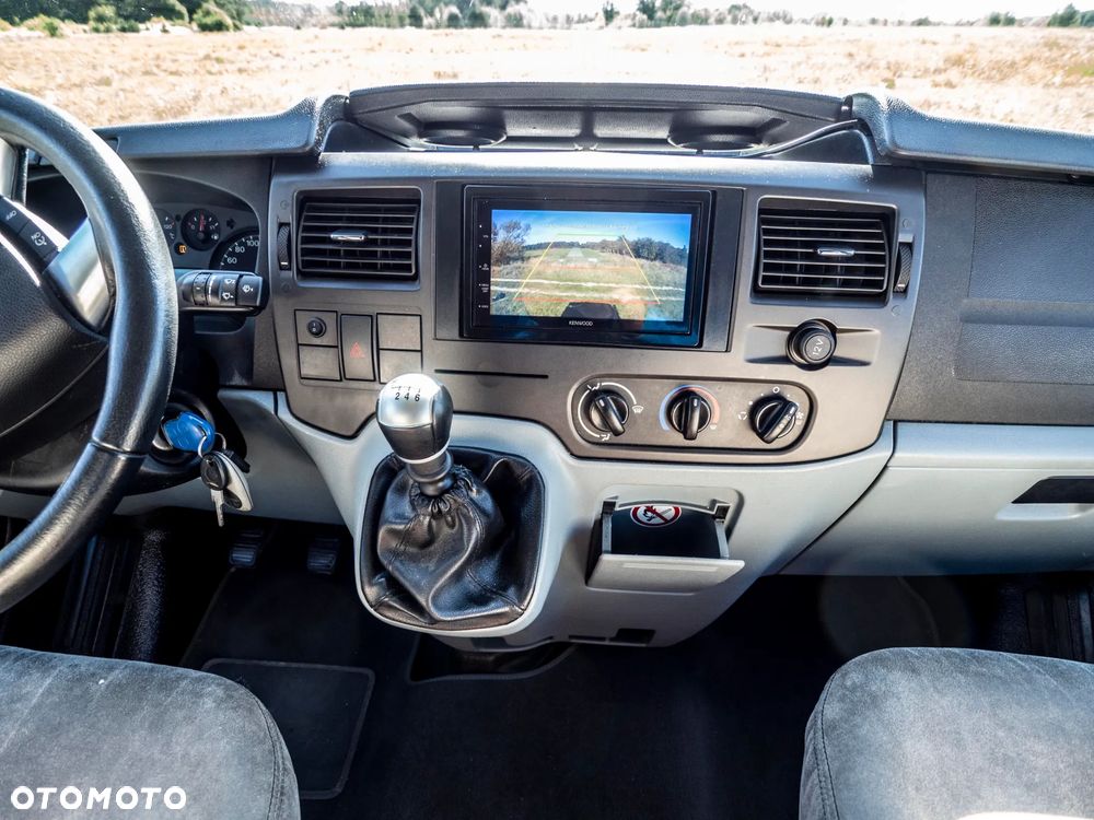 Ford Transit - 22