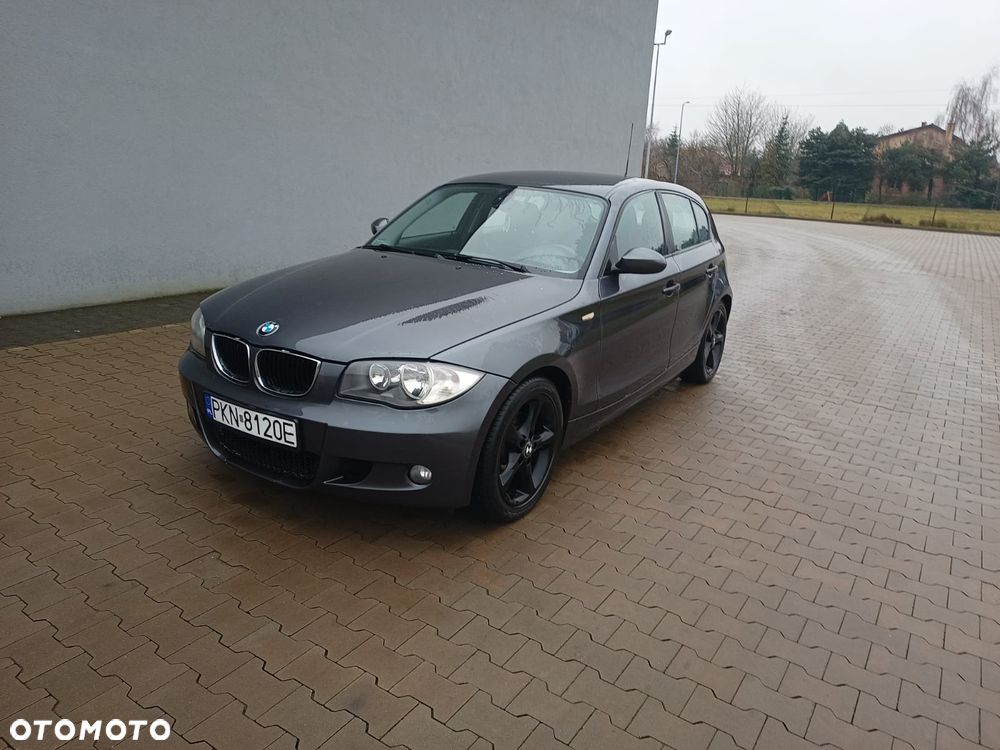 BMW Seria 1 120i - 1