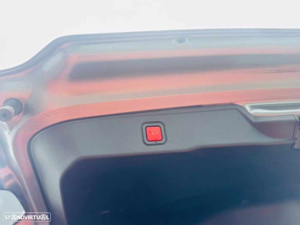 Jeep Avenger 1.2 GSE T3 Altitude - 18