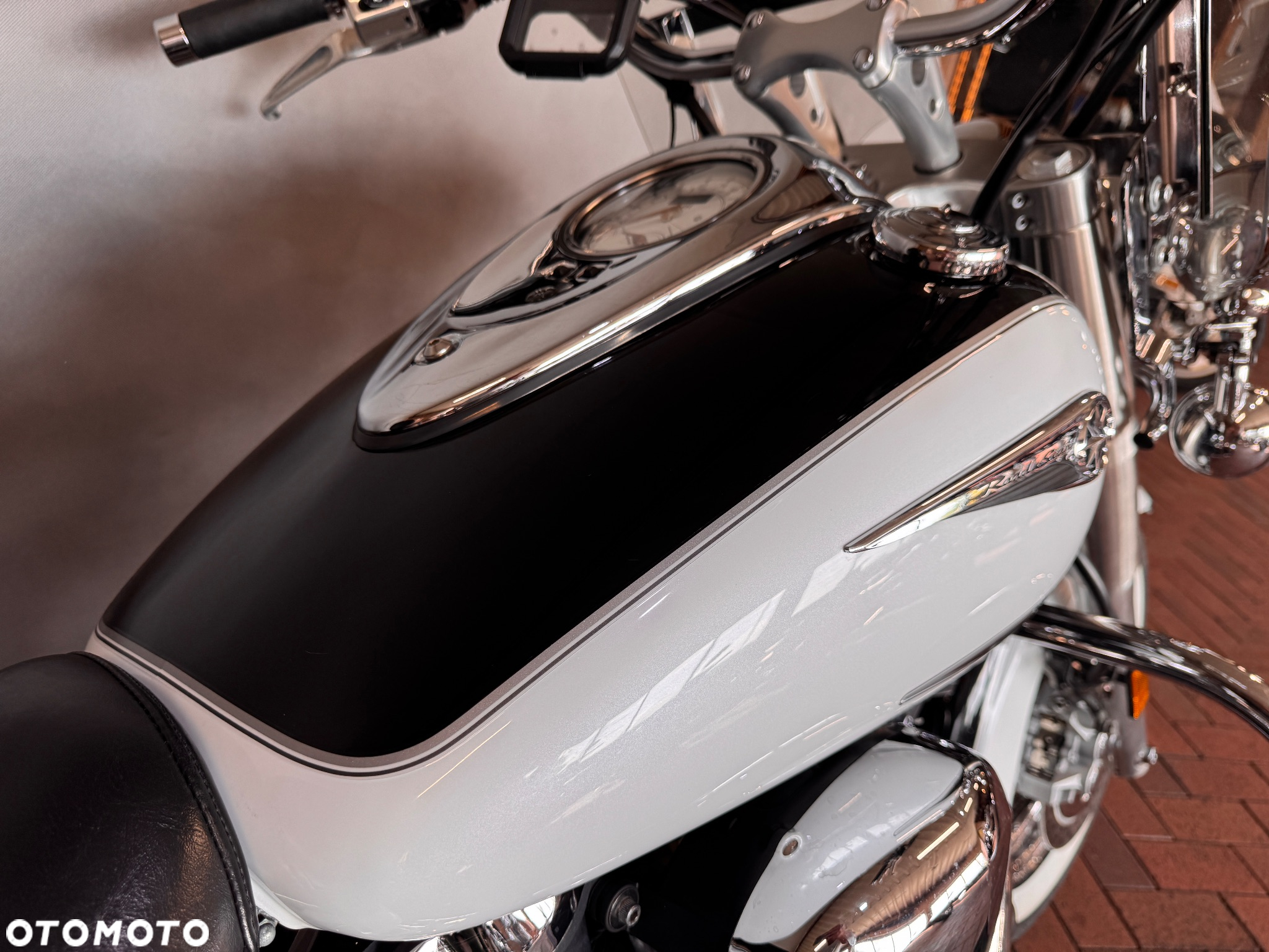 Yamaha Road Star - 11
