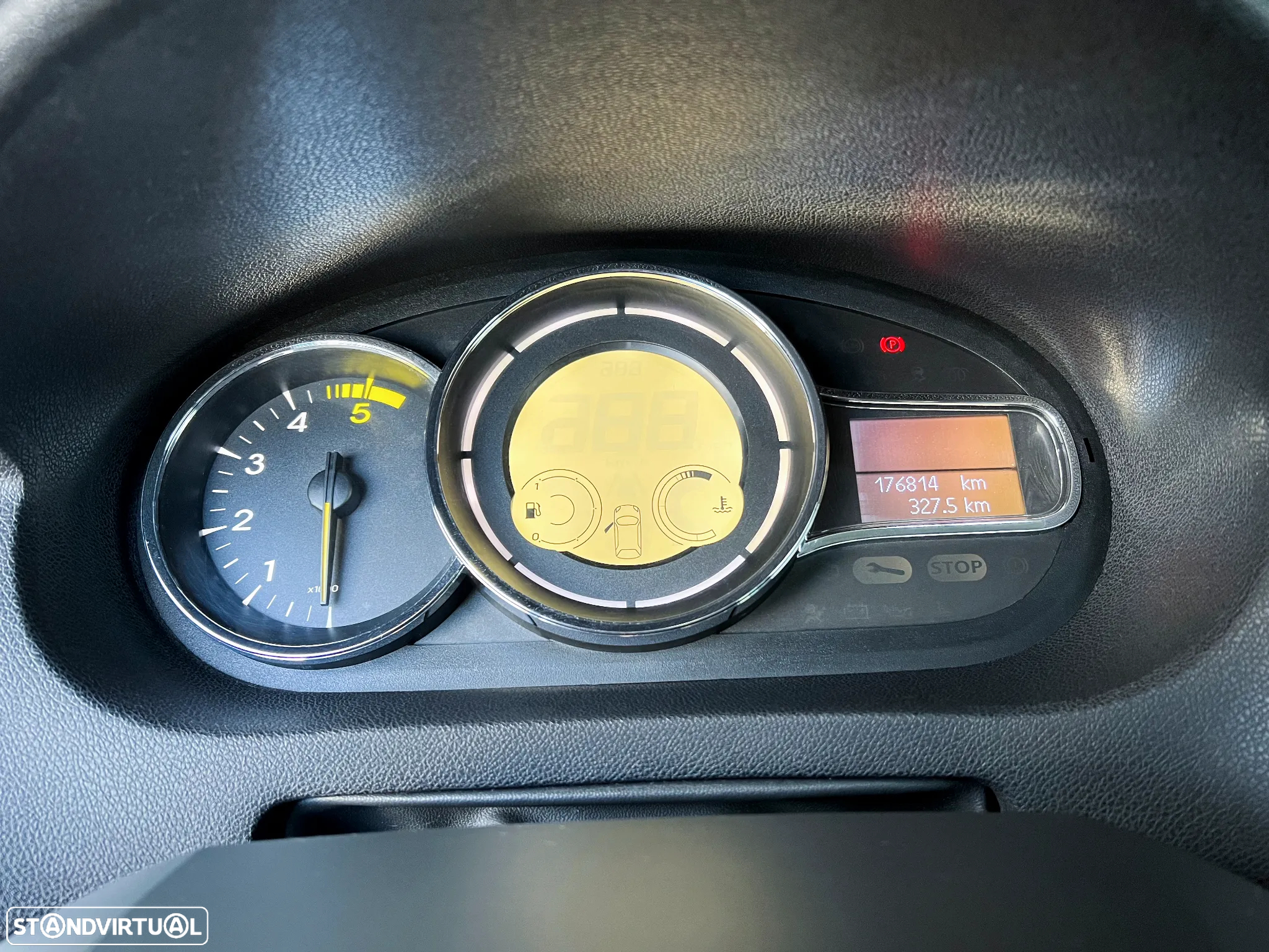 Renault Mégane Coupe 1.6 dCi Bose Edition SS - 13