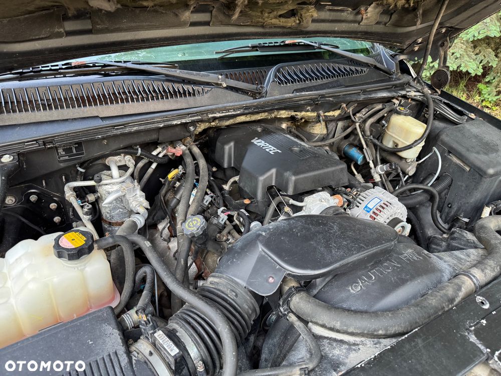 Chevrolet Tahoe - 20