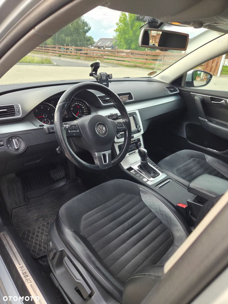 Volkswagen Passat 2.0 TDI DPF Highline DSG - 15
