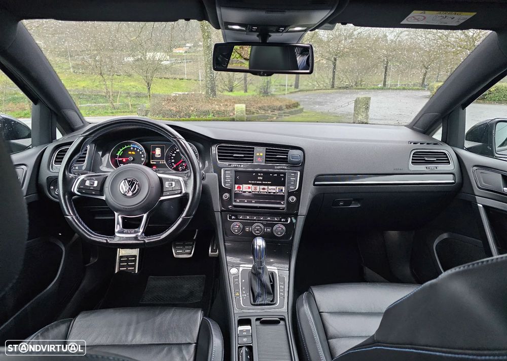 VW Golf 1.4 GTE Plug-in - 13