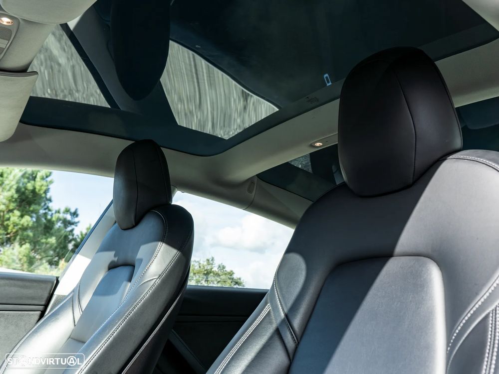 Tesla Model 3 Long-Range Dual Motor AWD - 13