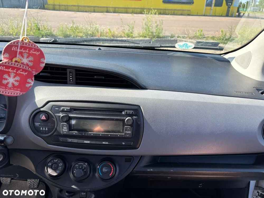 Toyota Yaris 1.0 Active - 8