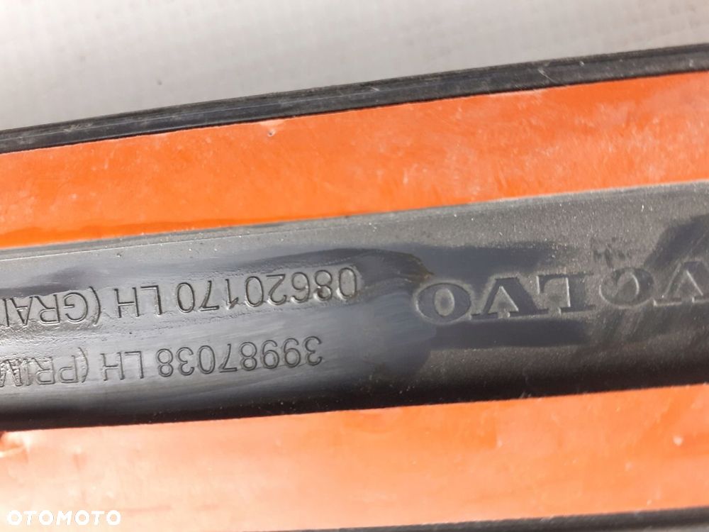 Listwa drzwi lewa tył Volvo S40 V50 2004-2007 rok. - 6