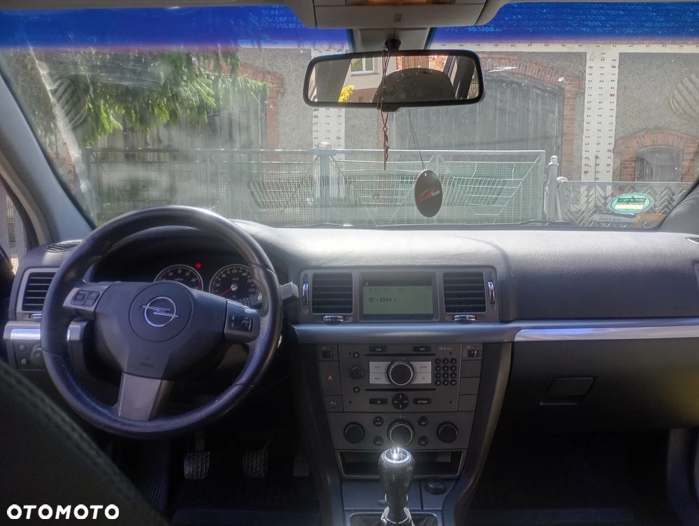 Opel Vectra 2.0 T - 8