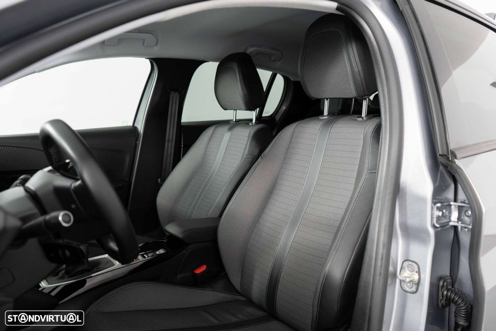 Peugeot 208 1.2 PureTech Allure - 8