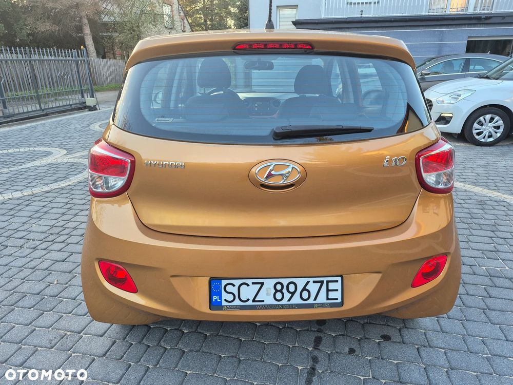 Hyundai i10 - 25
