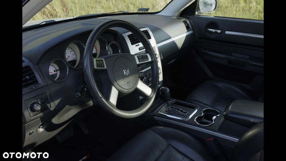 Dodge Charger - 6