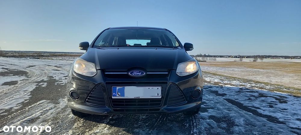 Ford Focus 1.6 Trend - 12