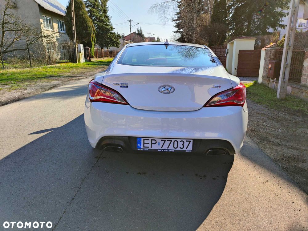 Hyundai Genesis Coupe 2013 photo 4