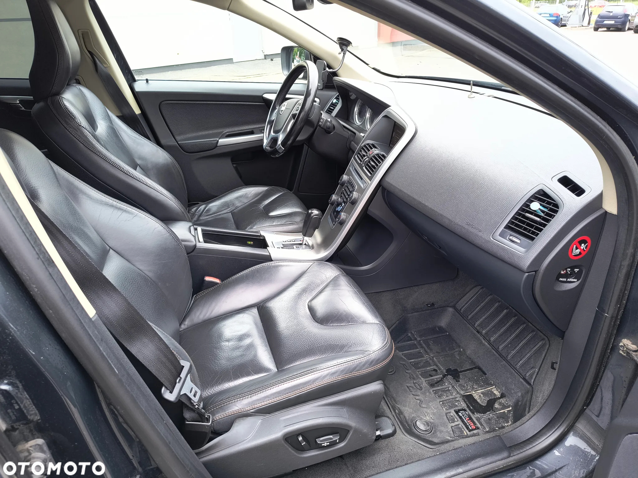 Volvo XC 60 - 2