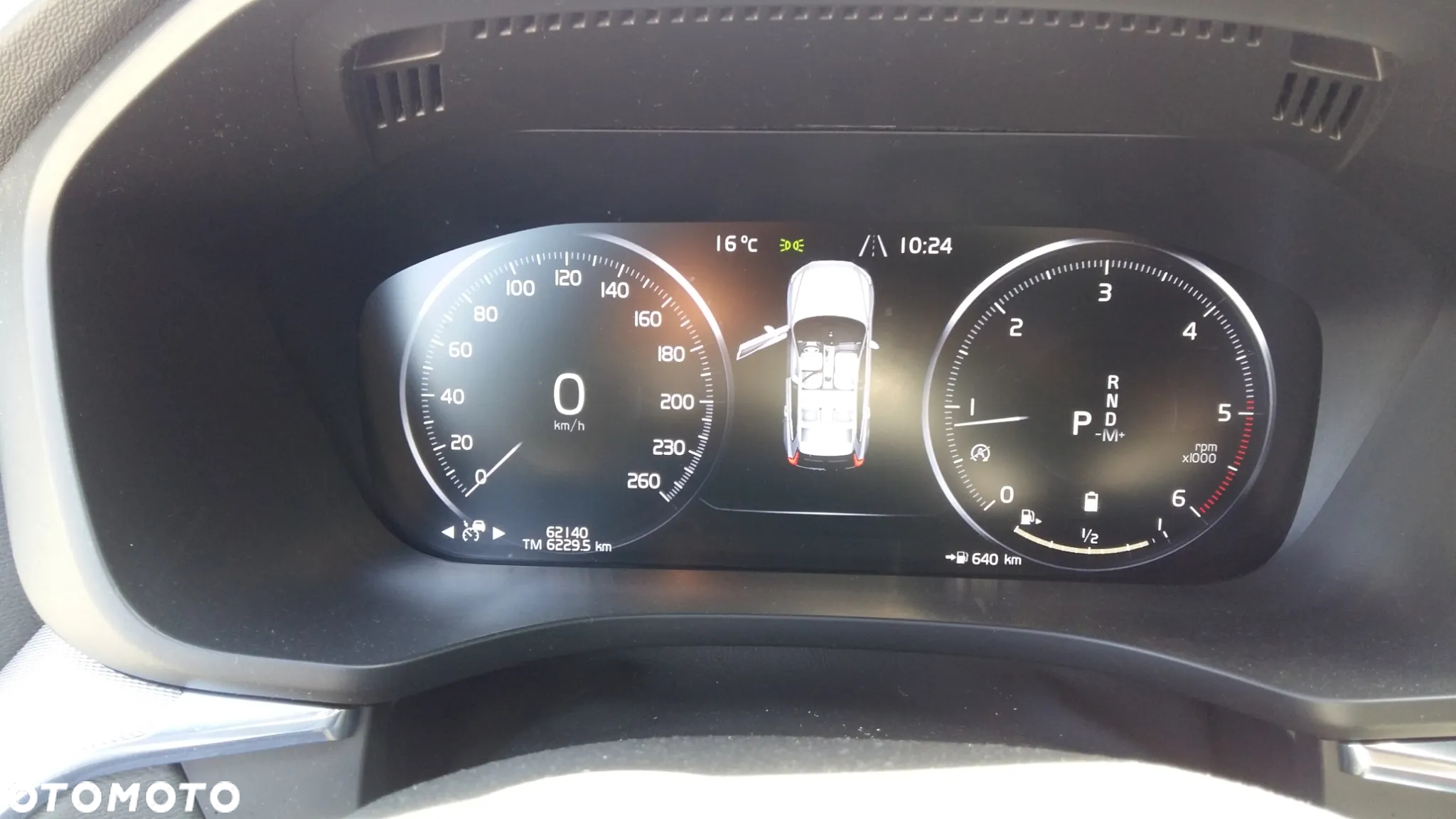 Volvo XC 60 D4 AWD R-Design - 9