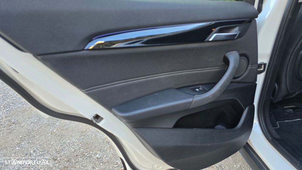 BMW X2 18 i sDrive Advantage - 41