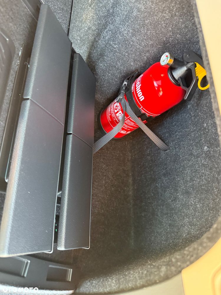 Skoda Superb 2.0 TDI Style DSG - 30