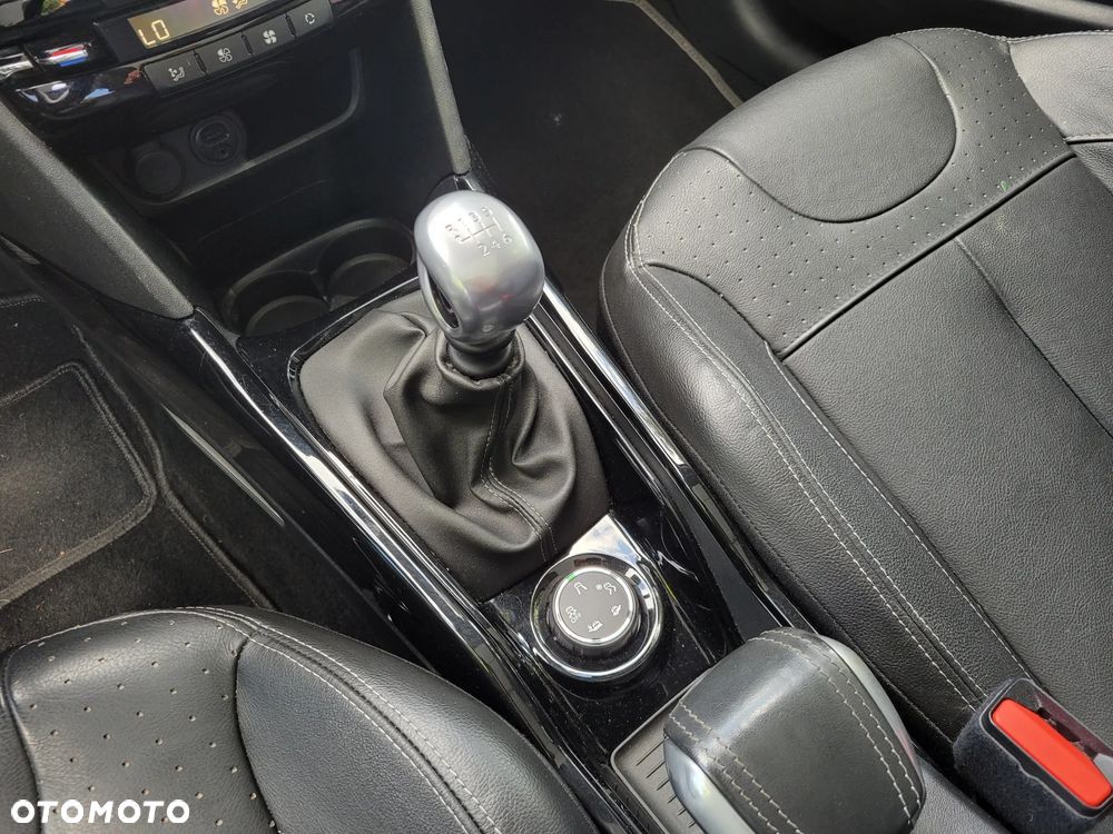 Peugeot 2008 PureTech 130 Stop&Start Allure - 17