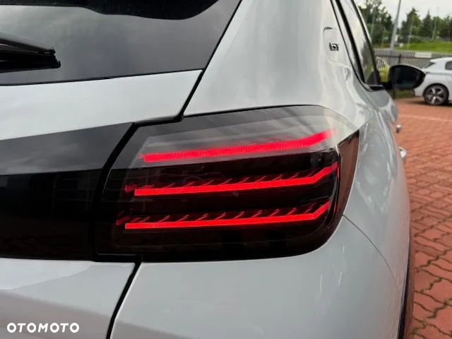 Peugeot 208 1.2 mHEV GT - 9