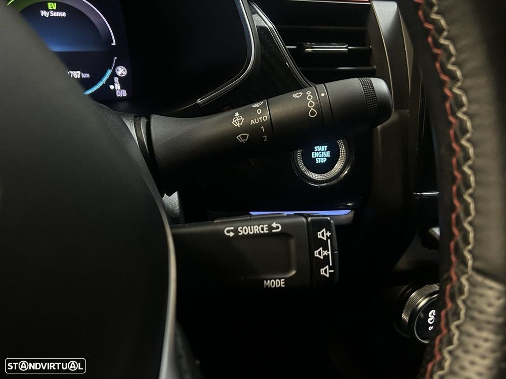 Renault Arkana 1.6 E-Tech R.S.Line - 15