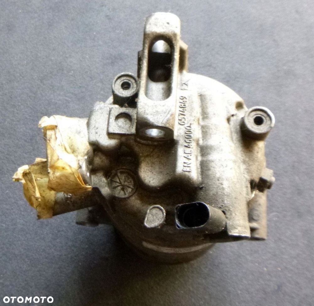VW Passat B8 Sprężarka Klimatyzacji 5K0820803A - 4