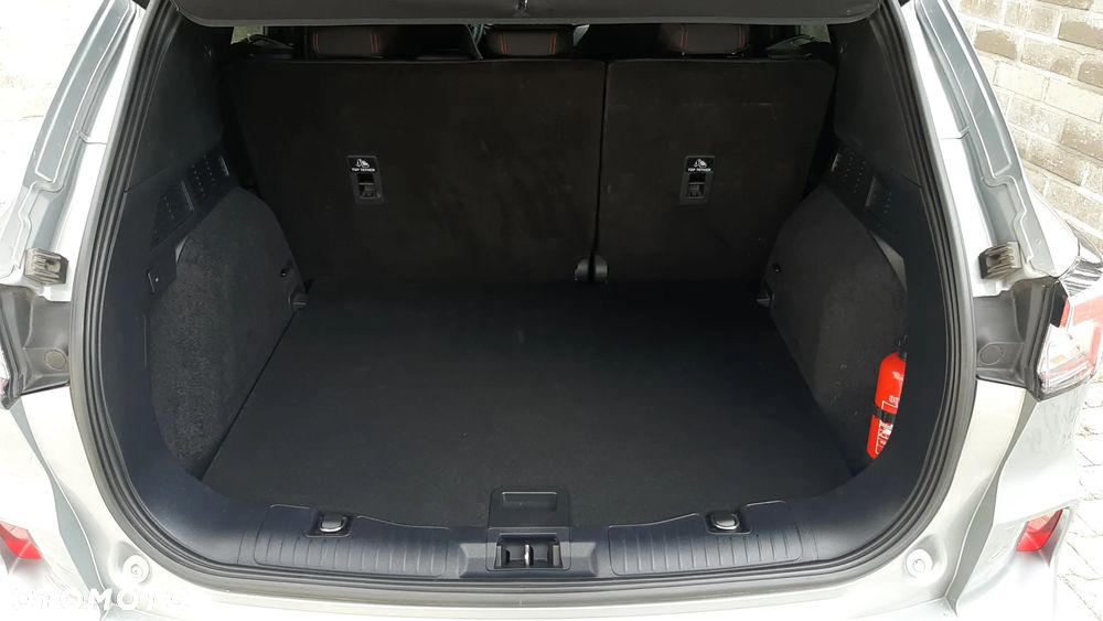 Ford Kuga 1.5 EcoBoost FWD ST-Line X - 15