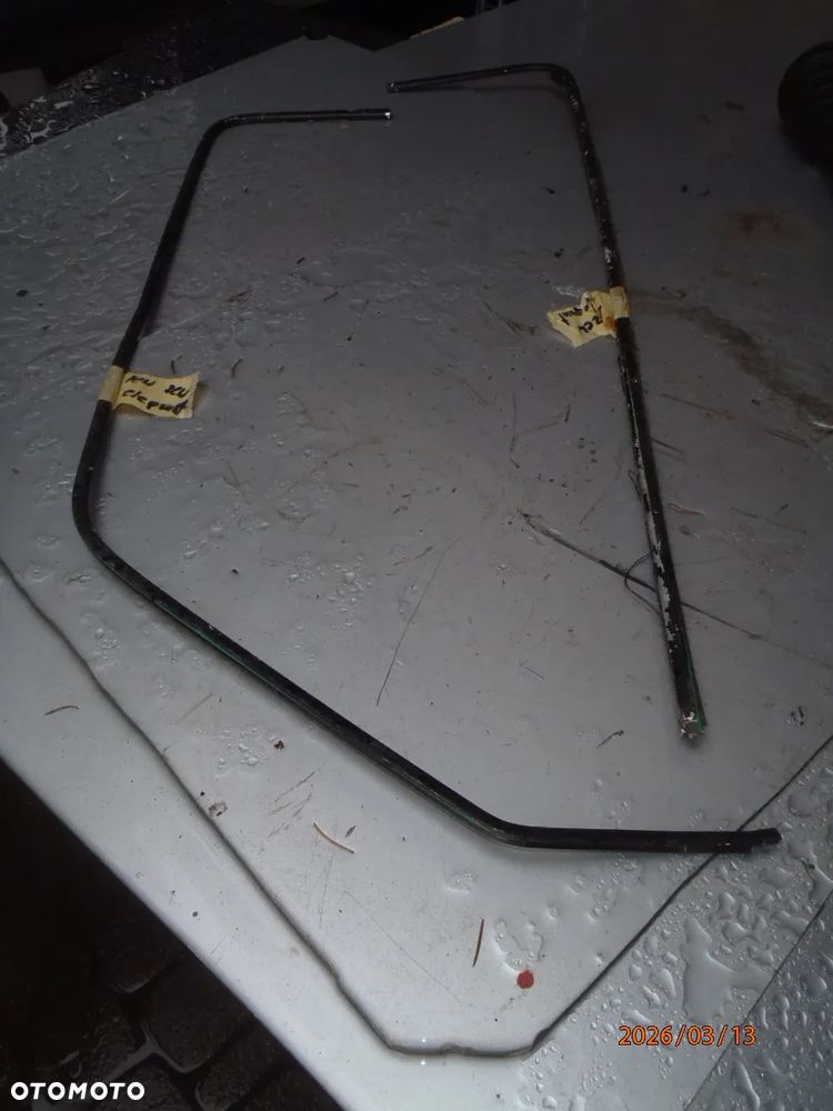 mechanizm podnośnik szyby ramka uszczelka gumowa  listwa zgarniająca drzwi fiat 126p elegant fl maluch - 17