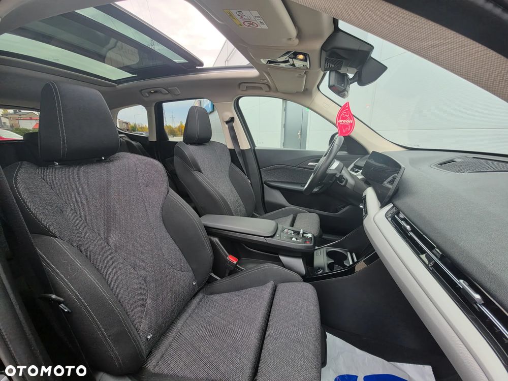 BMW iX1 eDrive20 66.5kWh xLine - 25