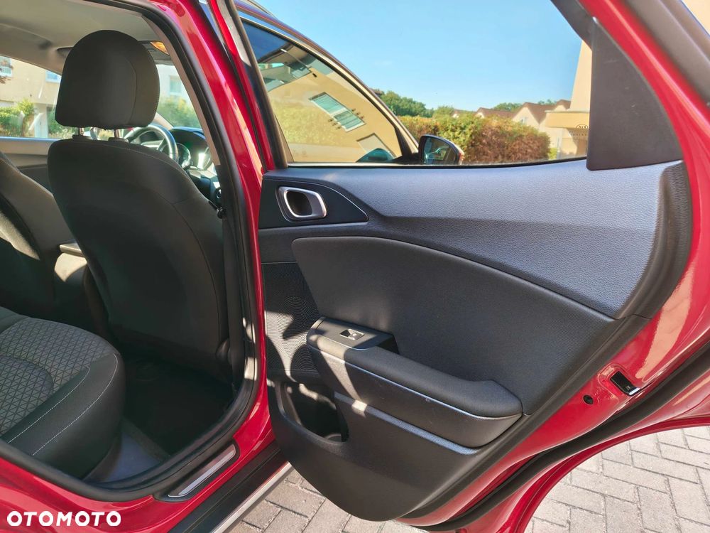 Kia XCeed 1.4 T-GDI M DCT - 13