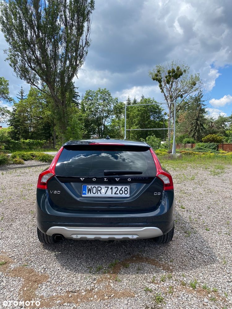 Volvo V60 D3 Geartronic Summum - 6