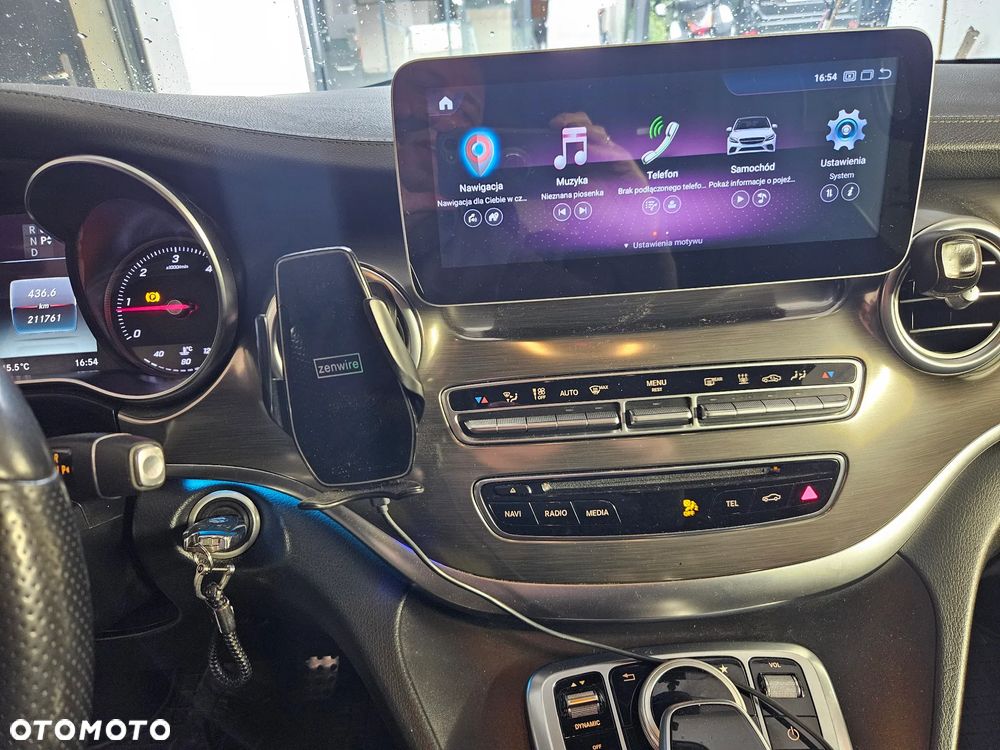 Mercedes-Benz Klasa V 250 d 4-Matic 7G-Tronic - 35