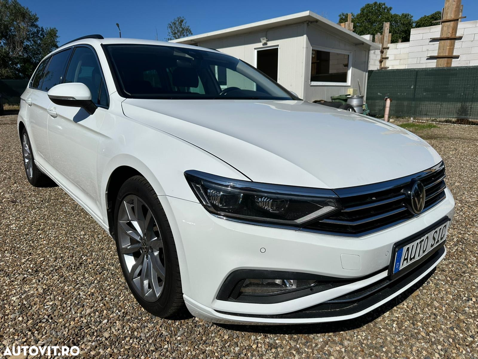 Volkswagen Passat Variant 2.0 TDI DSG Highline - 2