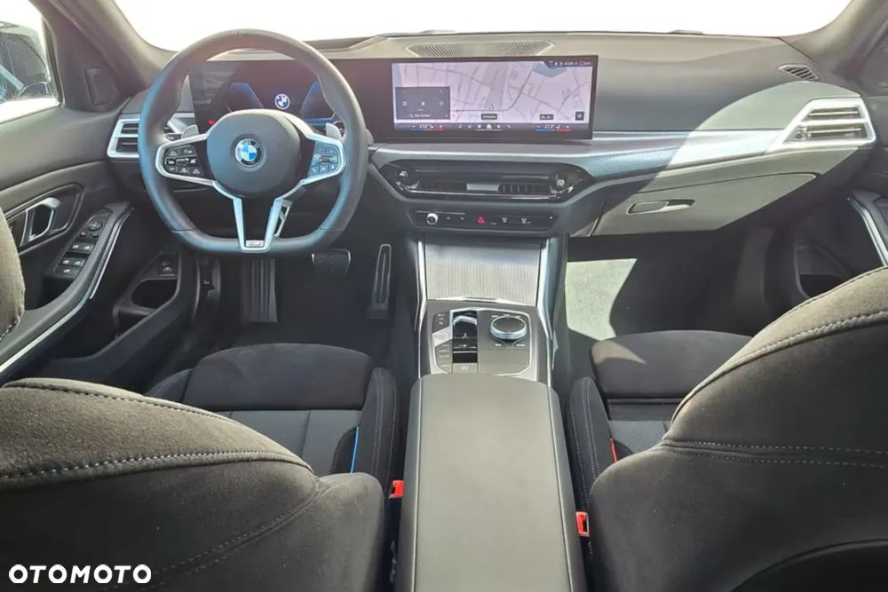 BMW Seria 3 318i M Sport - 18