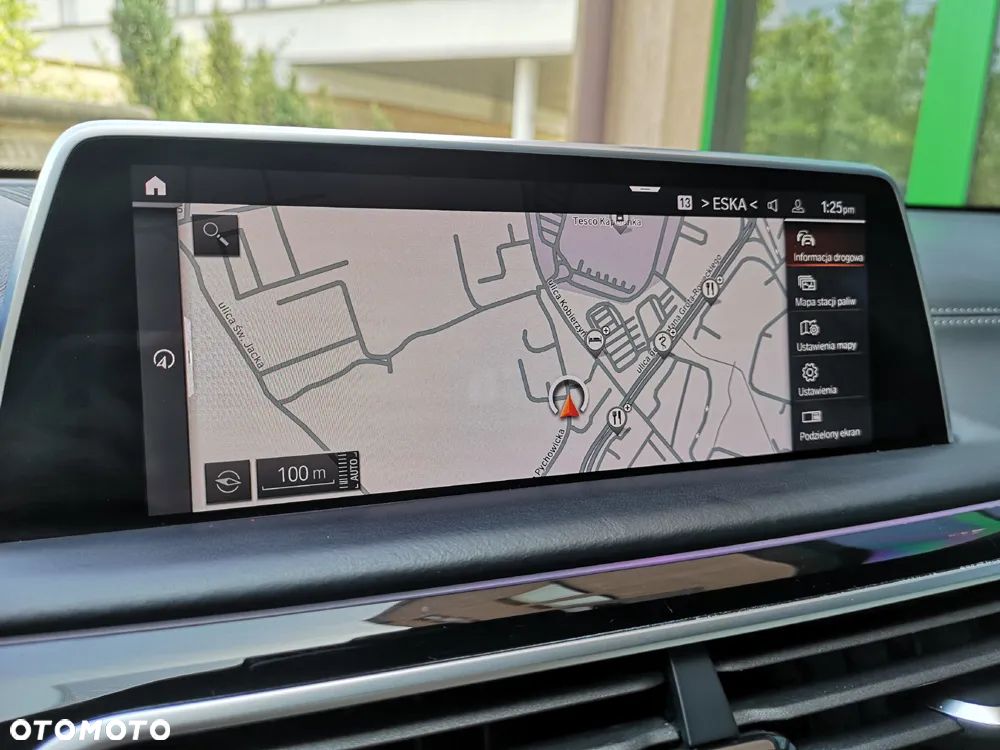 BMW Seria 7 750i xDrive sport - 22