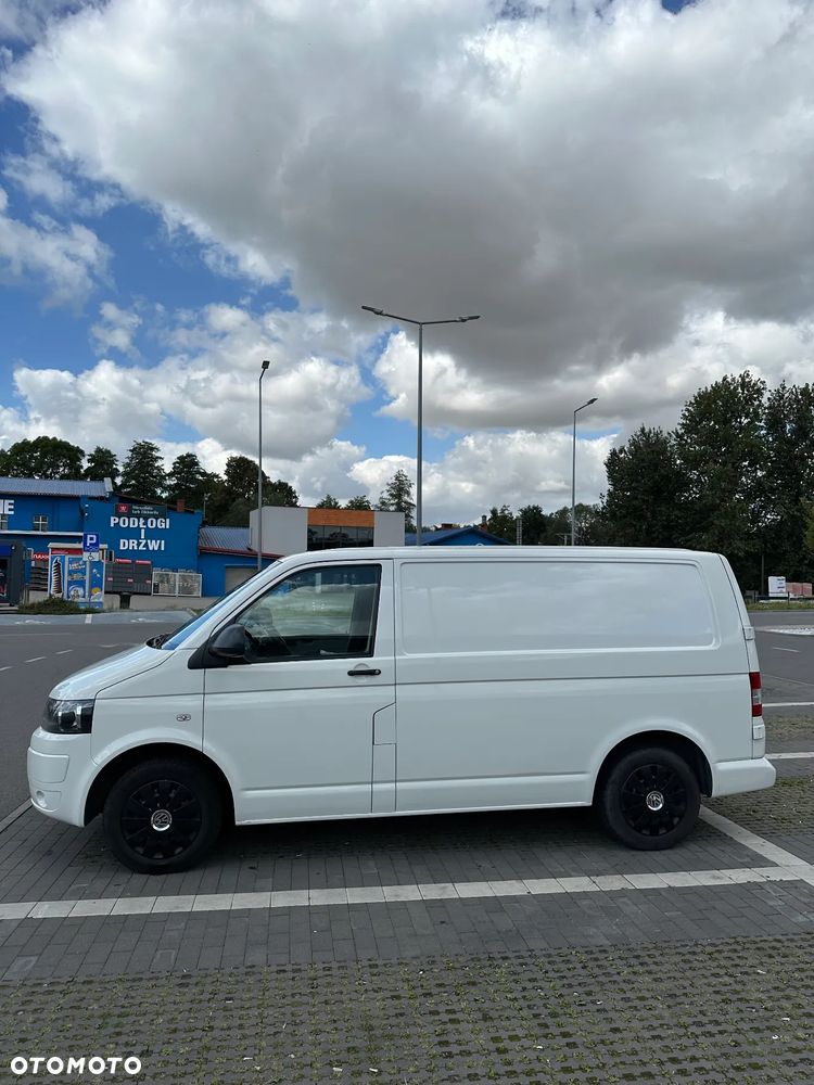 Volkswagen Transporter - 4