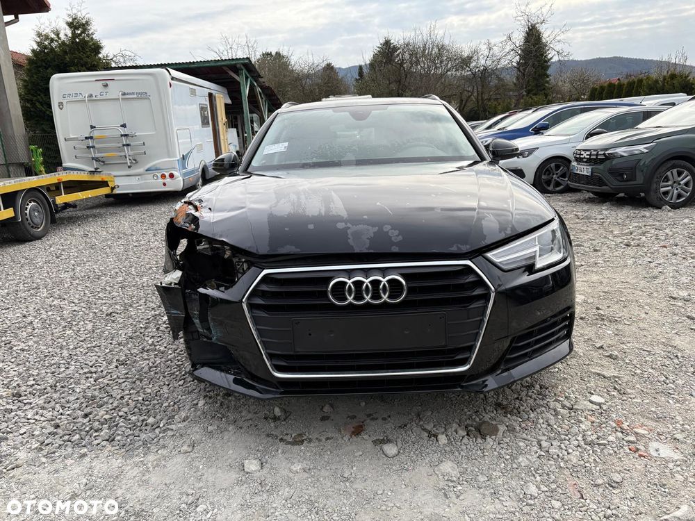 Audi A4 Avant 2.0 TDI design - 5