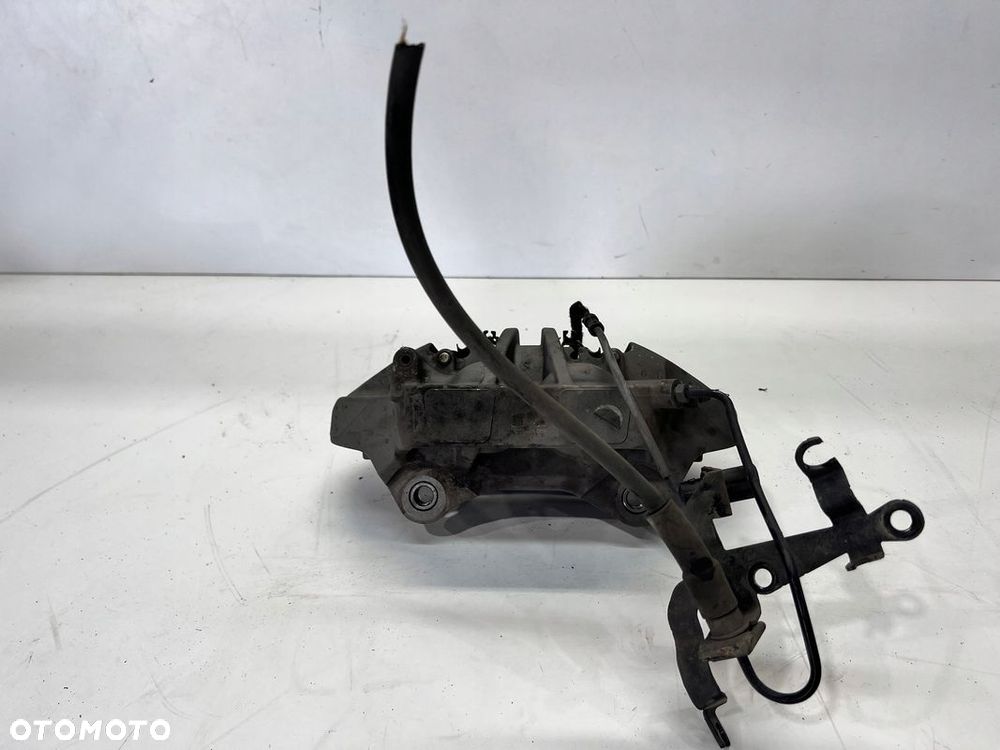 ZACISK HAMULCOWY LEWY PRZÓD AUDI Q5 FY 80A615105Q - 5