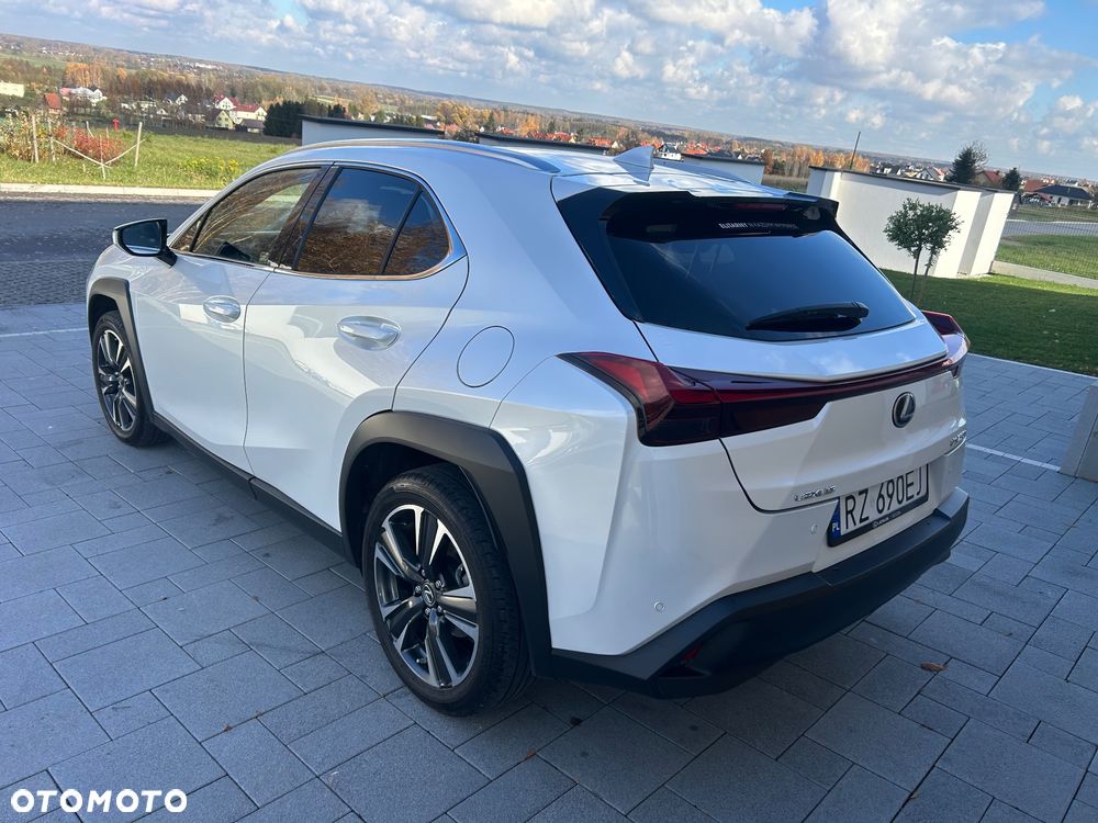 Lexus UX 250h GPF Business 2WD - 6