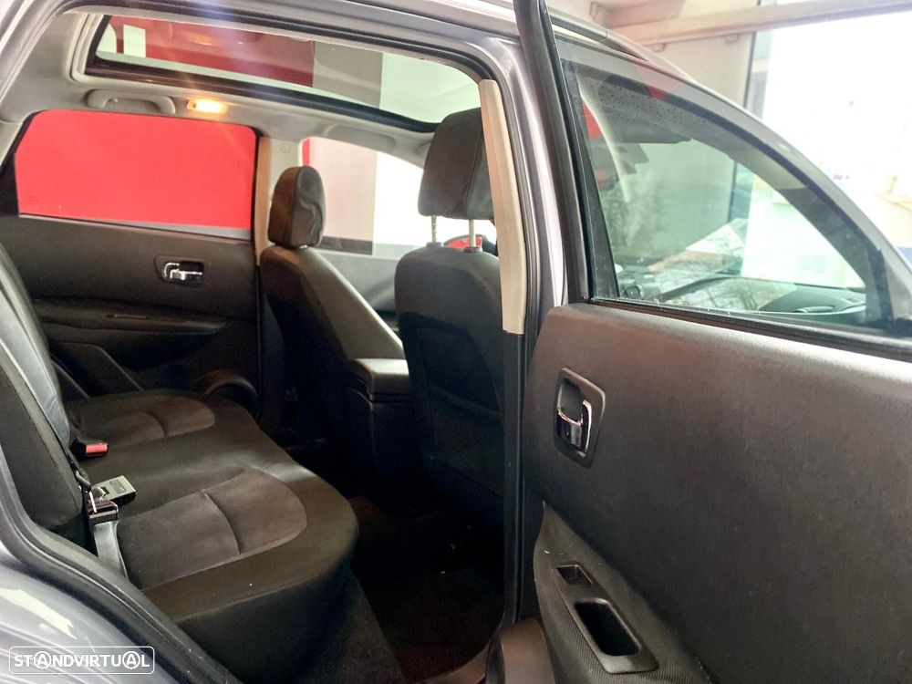 Nissan Qashqai 1.5 dCi Tekna Premium 18 - 28