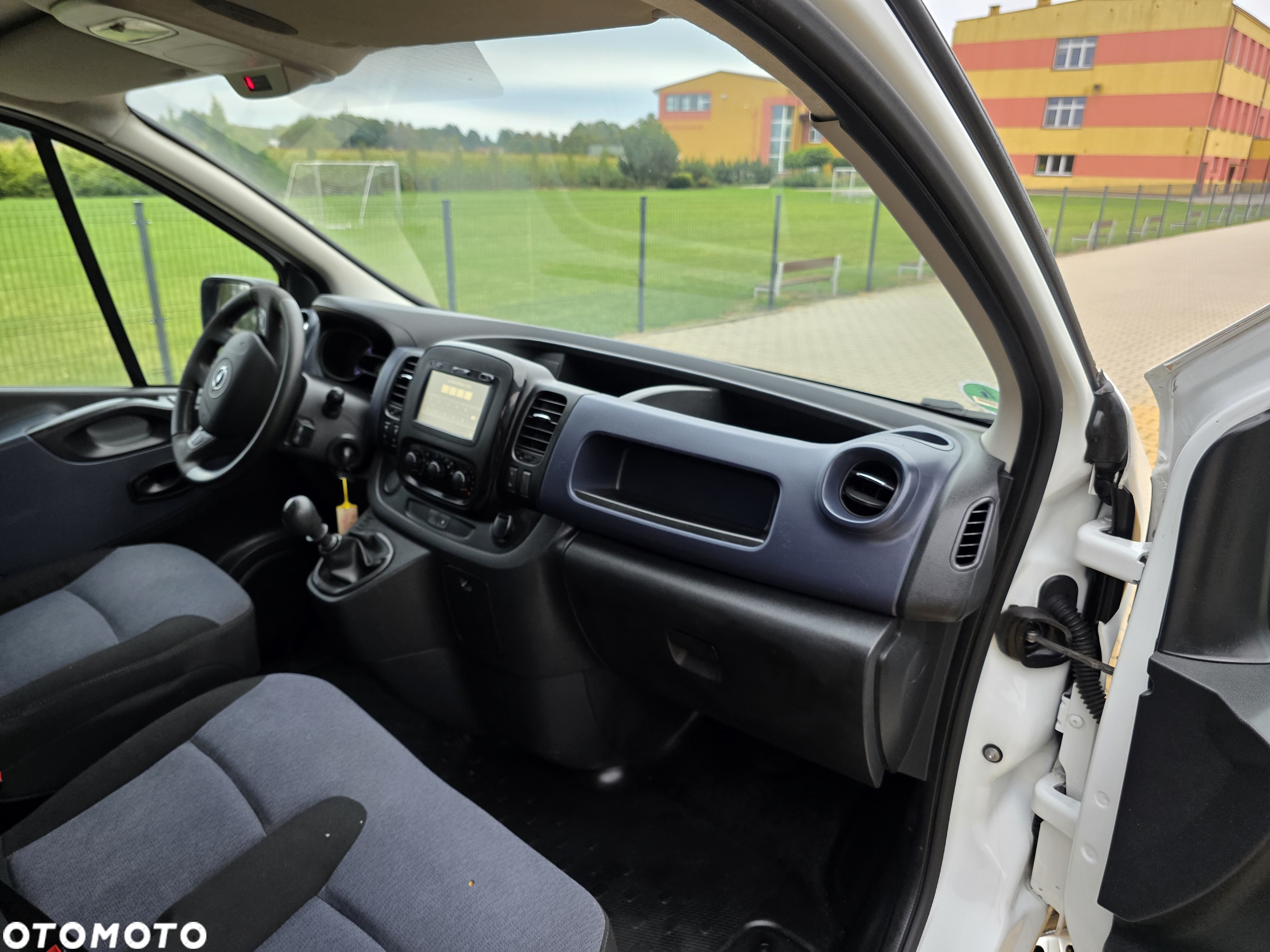 Opel Vivaro - 12