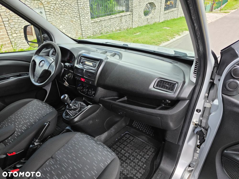 Opel Combo 1.4 BENZYNA DOBLO - 14