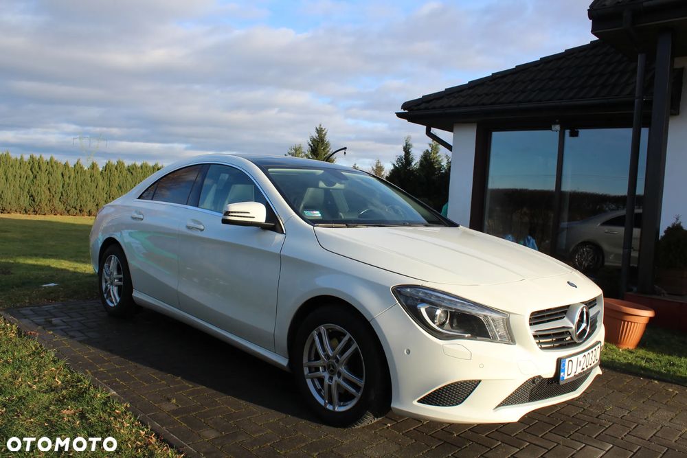 Mercedes-Benz CLA - 4