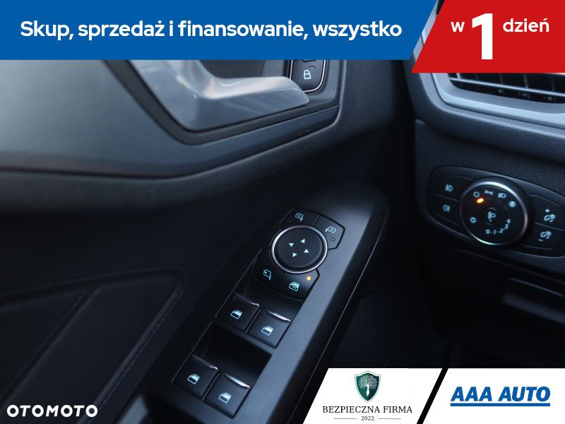 Ford Focus - 17
