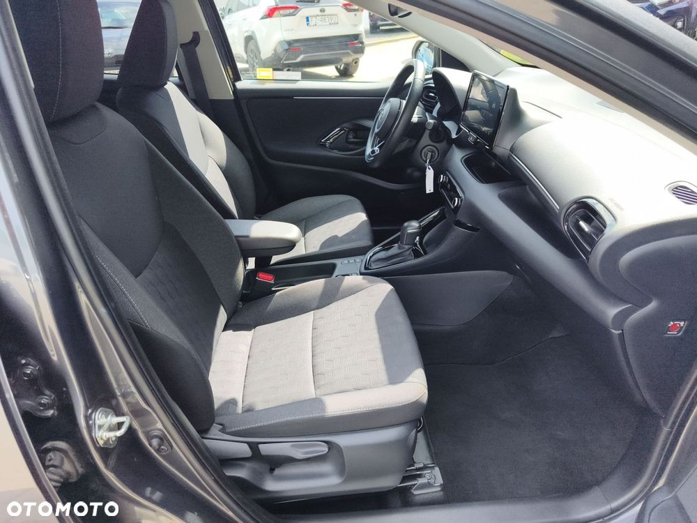 Toyota Yaris Hybrid 1.5 Style - 9