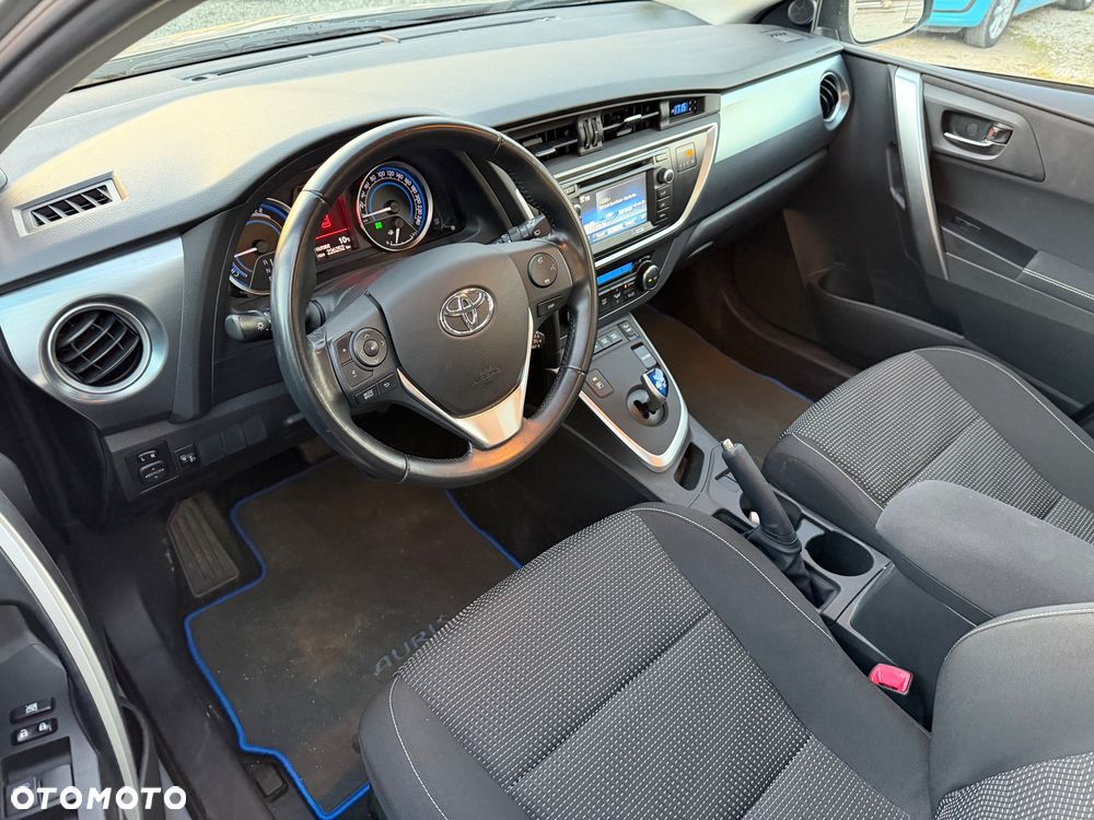 Toyota Auris 1.8 HSD Luna - 39