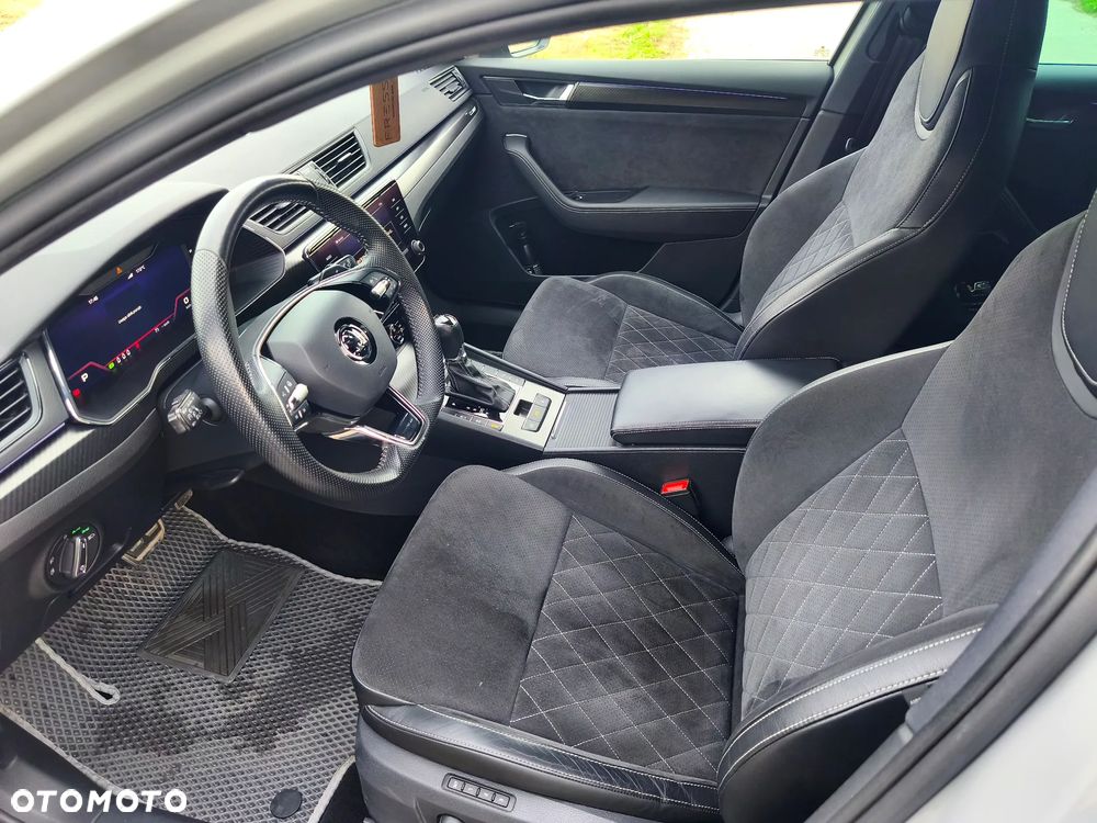 Skoda Superb 2.0 TSI Sportline DSG - 18