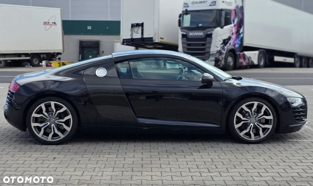Audi R8 Coupé 4.2 Quattro R tronic - 6