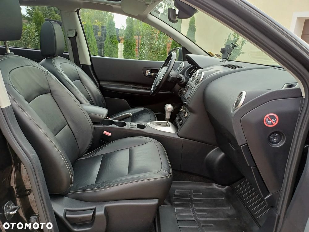 Nissan Qashqai 2.0 CVT tekna - 32